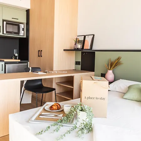 Atenea Living Apartment Mataro